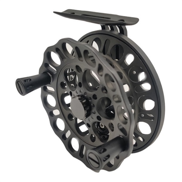 インヴィクタクロダイMBリミテッド